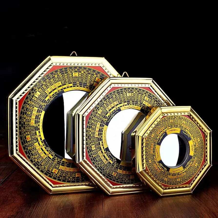 Bagua mirror i